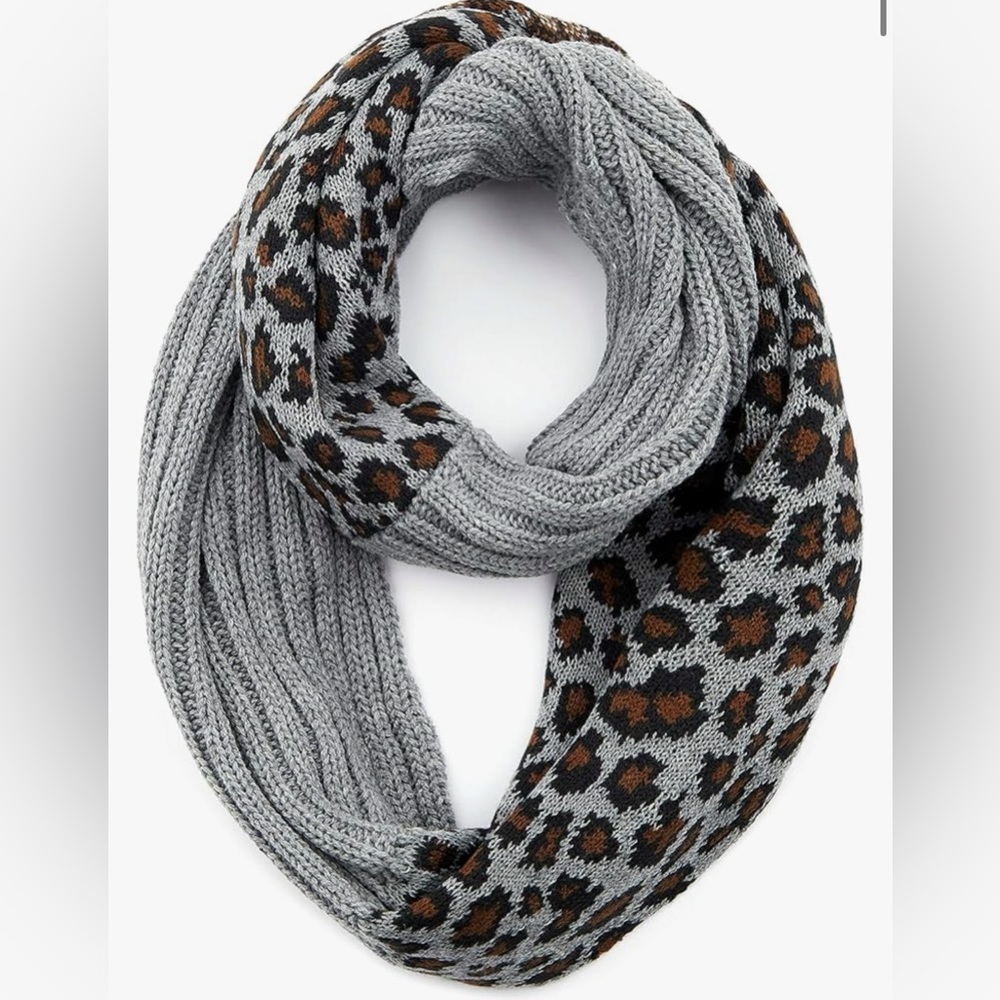 CC Winter Soft Unisex Chunky Knit Cowl Loop Infinity Scarf, Leopard grey, new